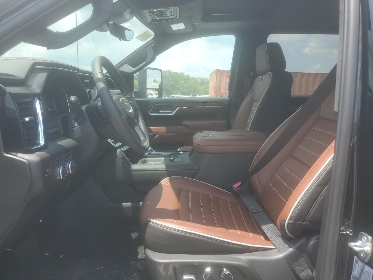 2025 GMC Sierra