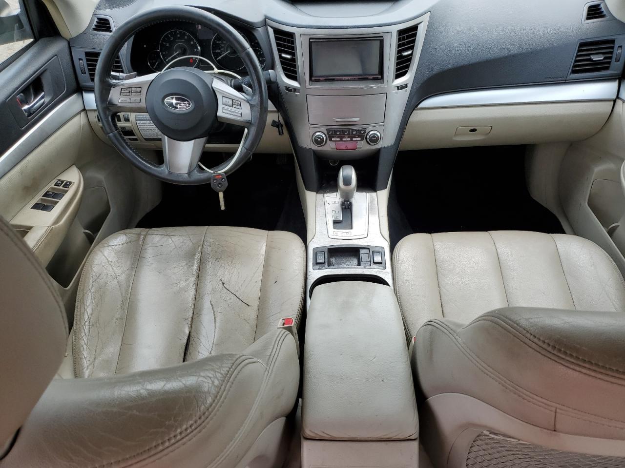 2011 SUBARU Legacy