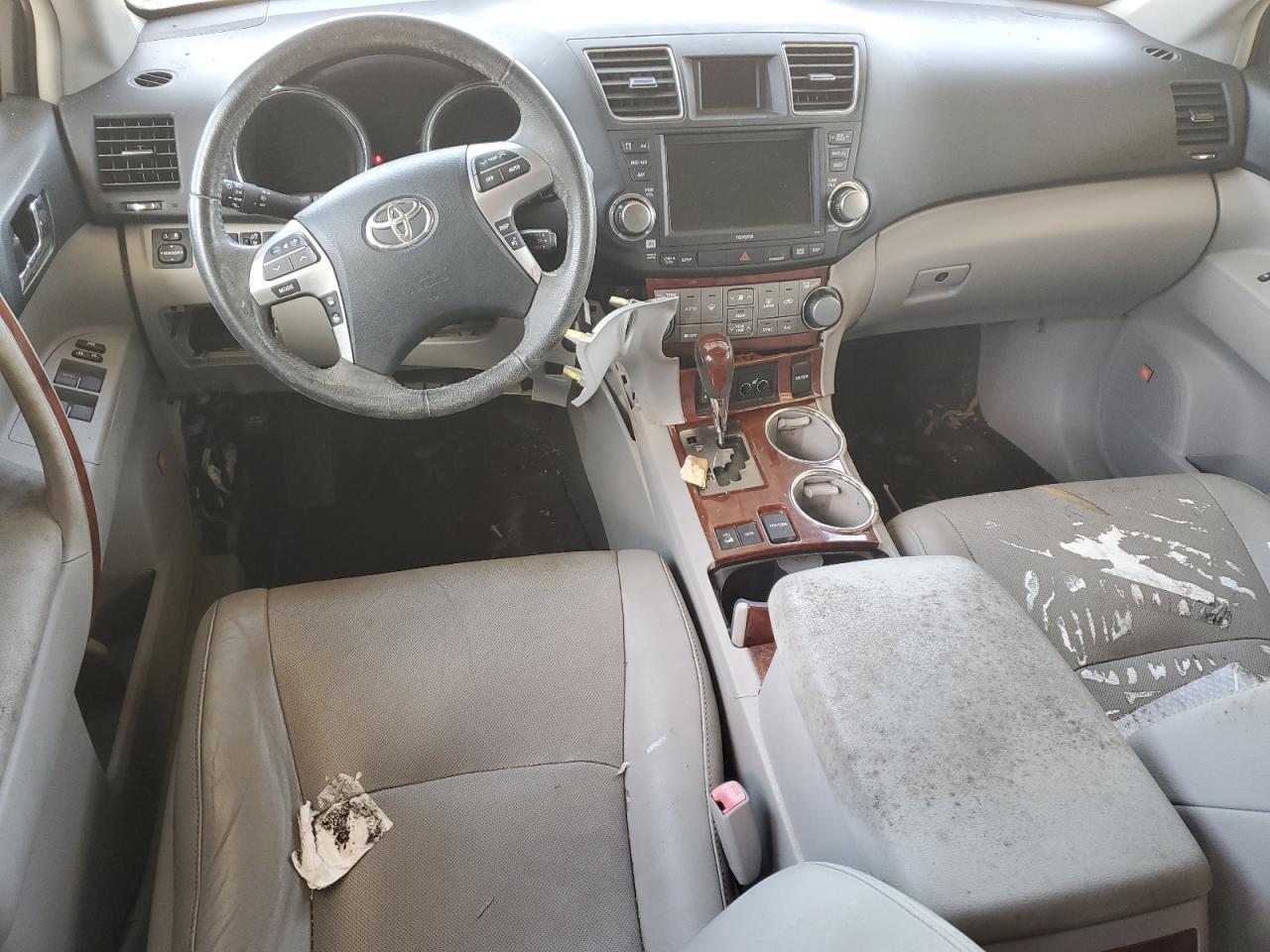 2012 TOYOTA HIGHLANDER