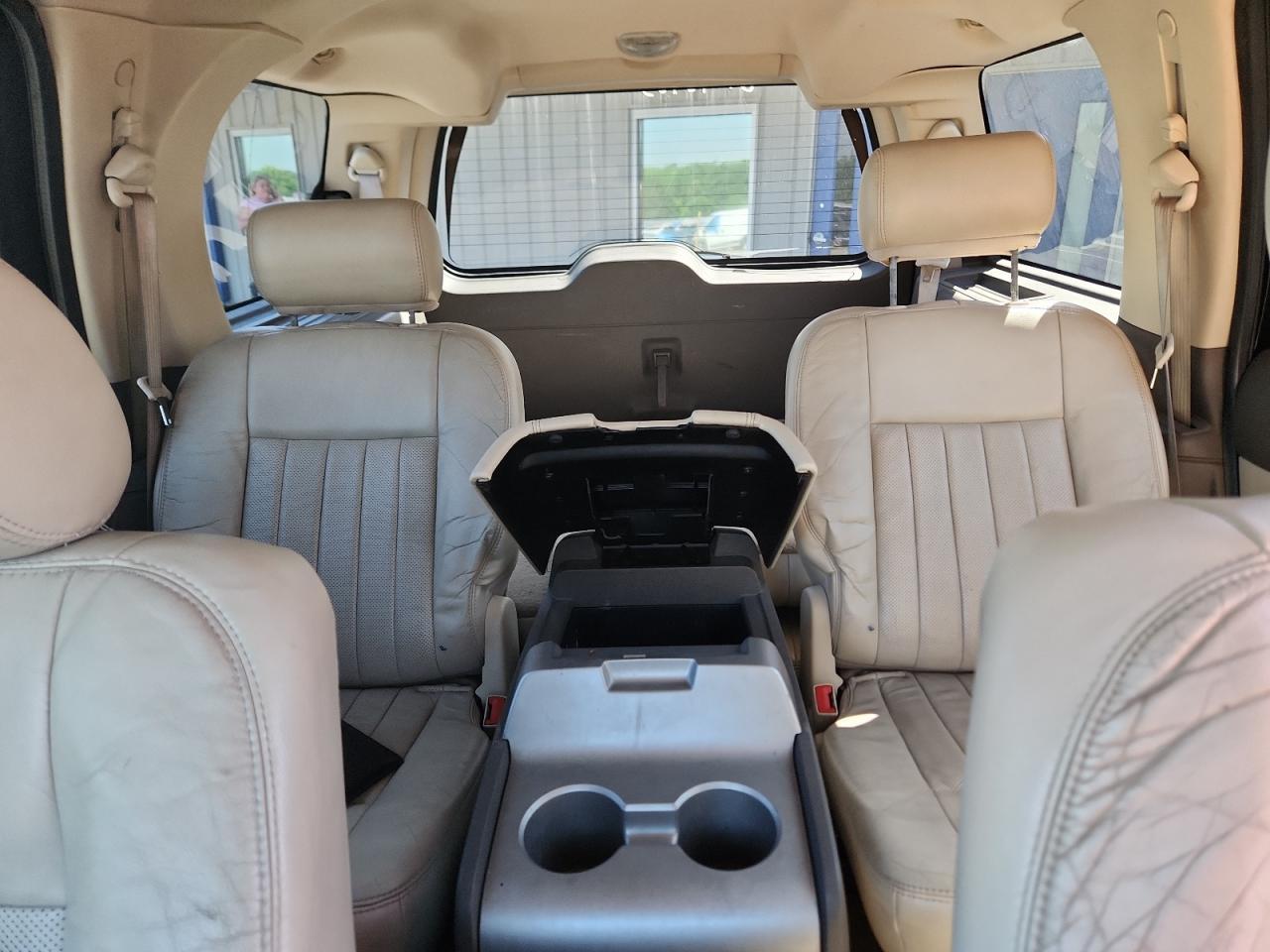 2004 LINCOLN Navigator
