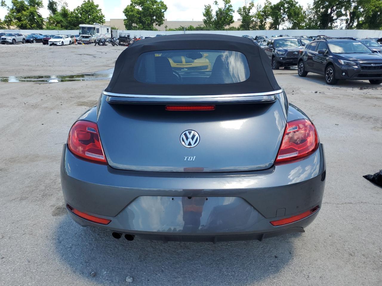2014 VOLKSWAGEN Beetle