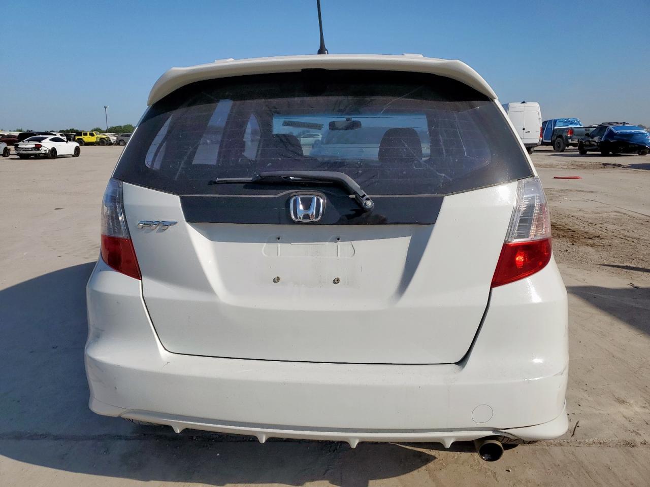 2012 HONDA FIT
