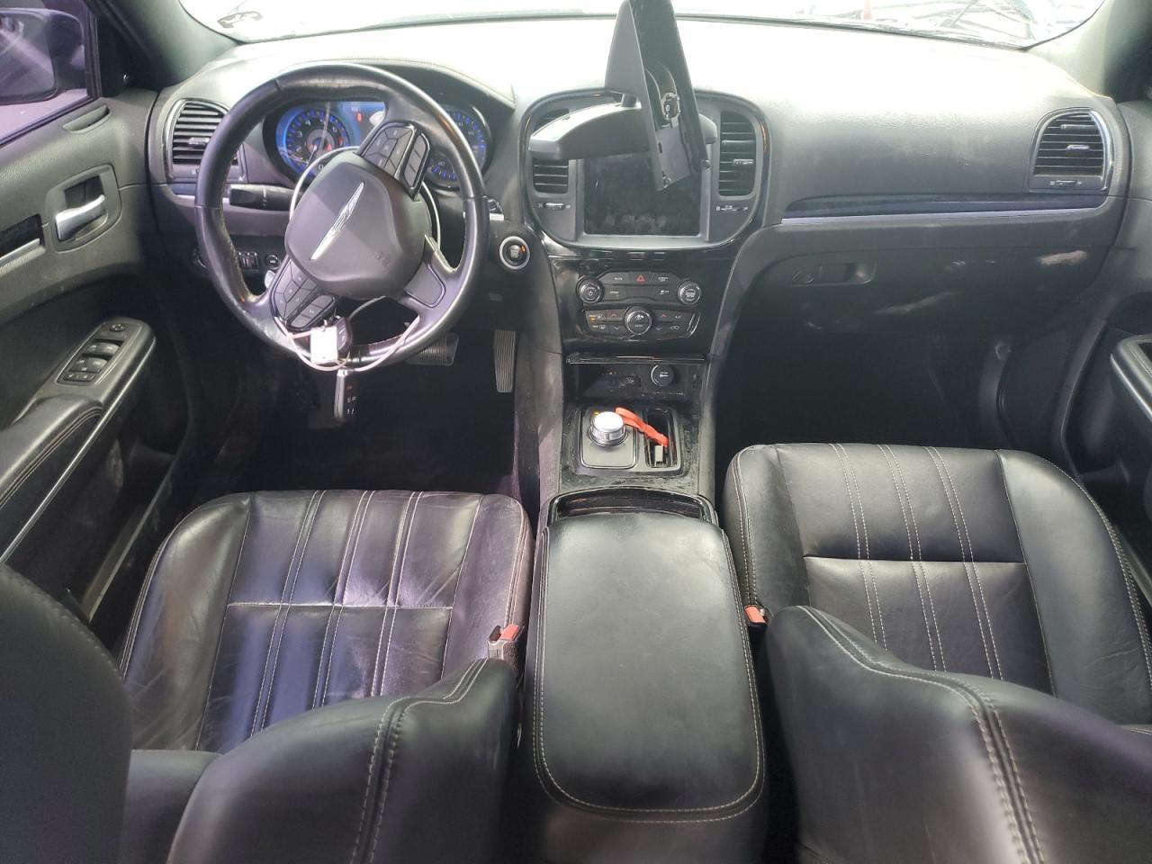 2019 CHRYSLER 300
