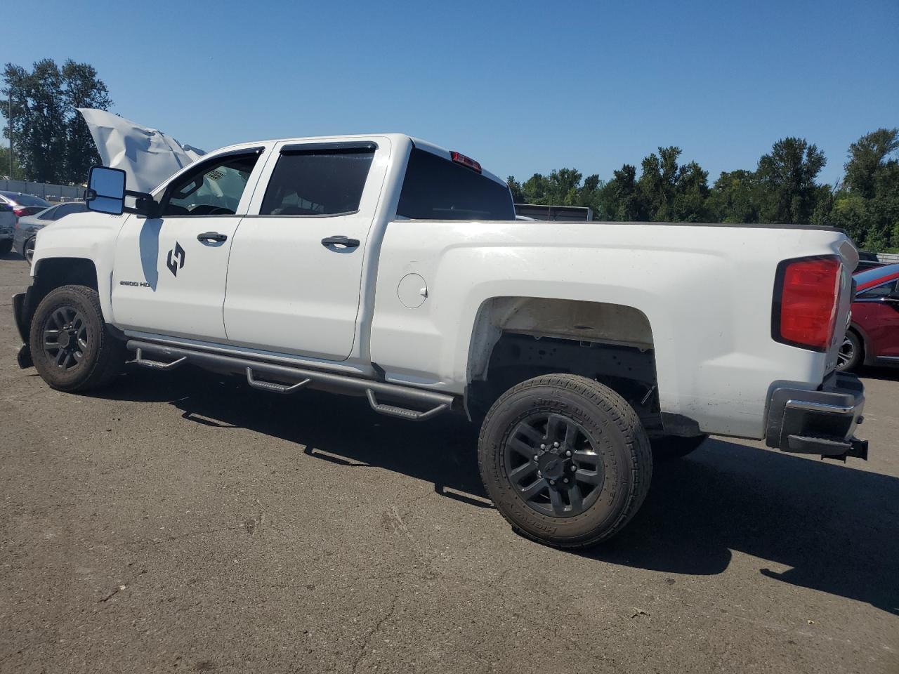 2018 CHEVROLET Silverado
