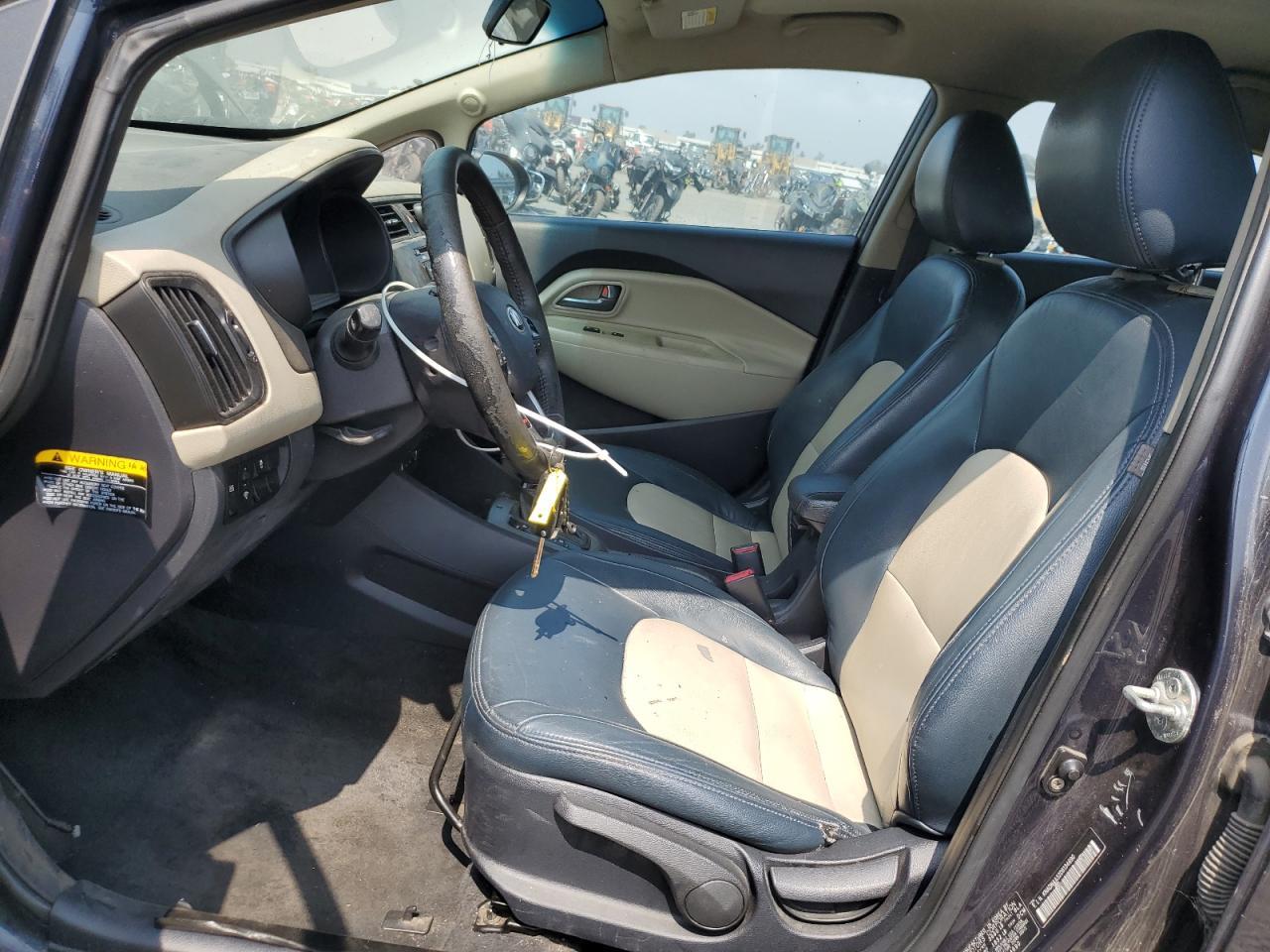 2013 KIA RIO