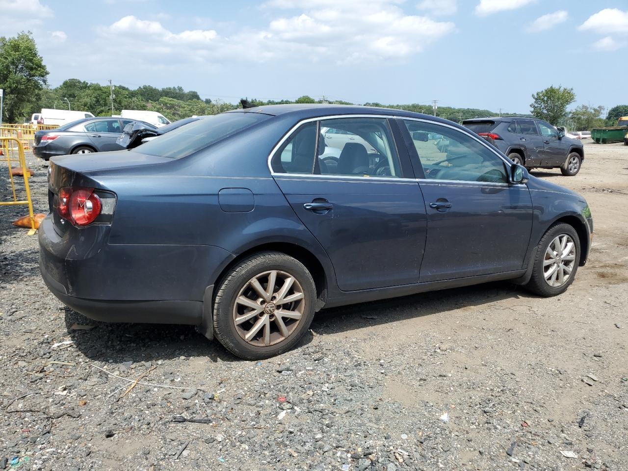 2010 VOLKSWAGEN JETTA