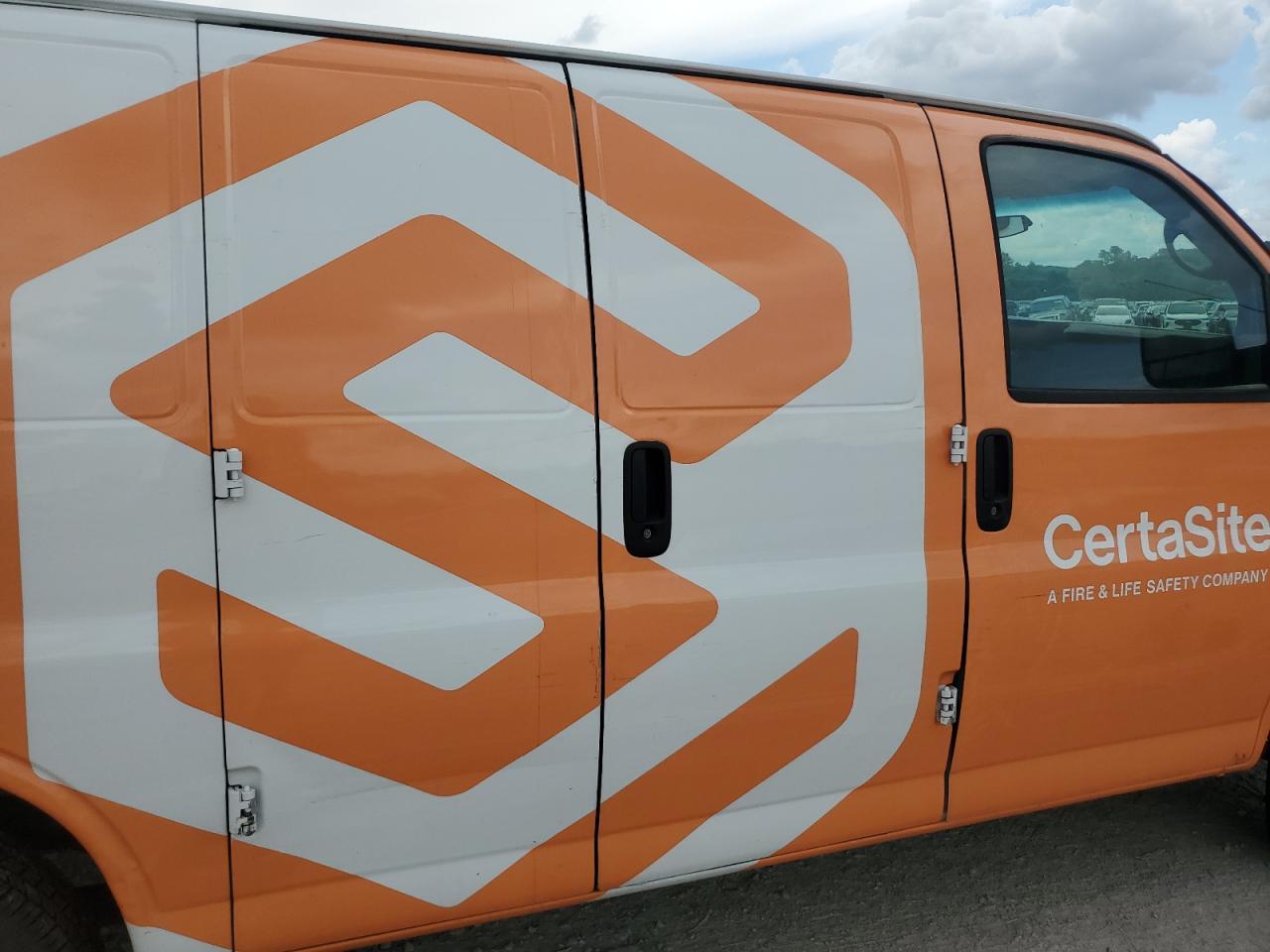 2013 CHEVROLET EXPRESS 2500