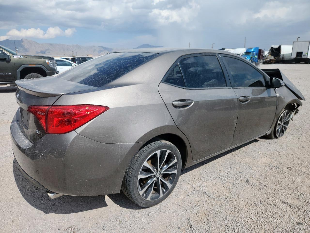 2018 TOYOTA COROLLA