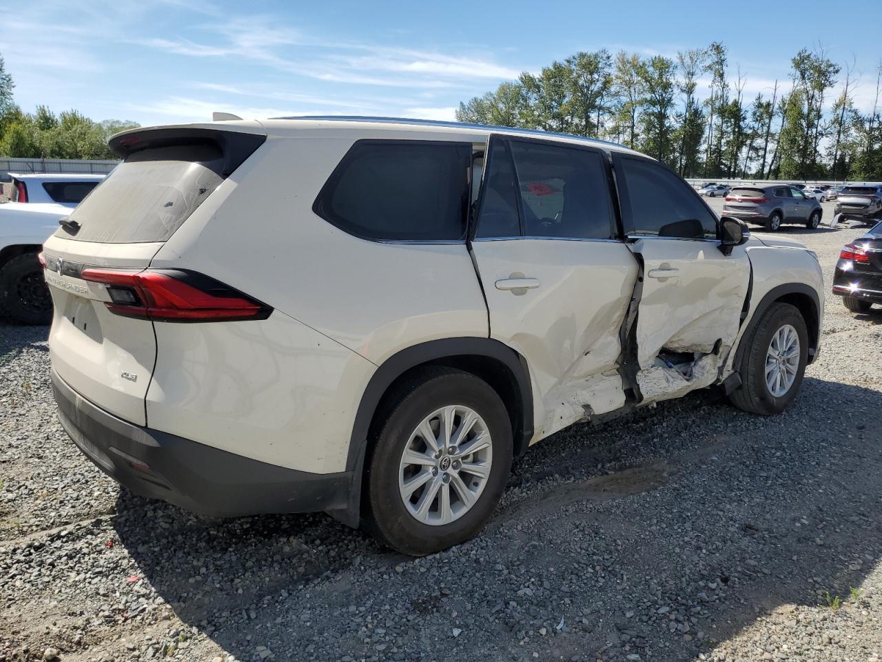 2024 TOYOTA HIGHLANDER