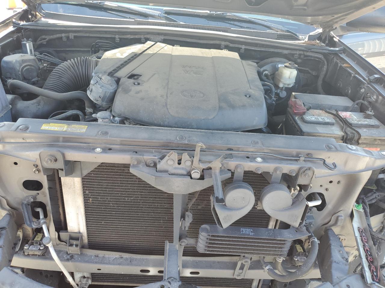 2015 TOYOTA TACOMA