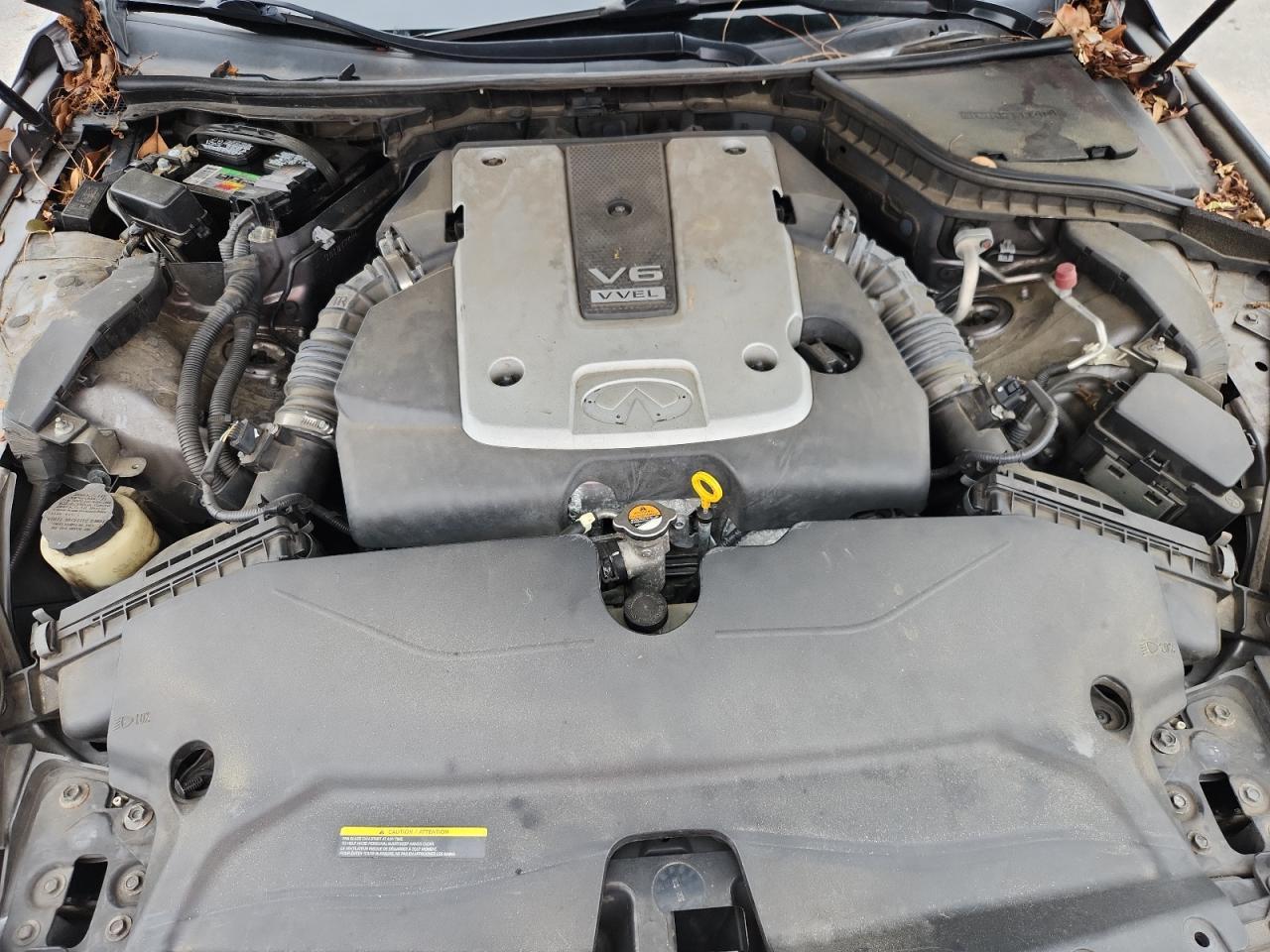 2015 INFINITI Q50