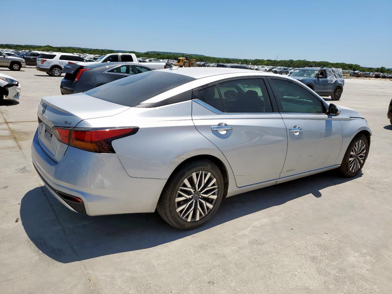 2023 NISSAN ALTIMA