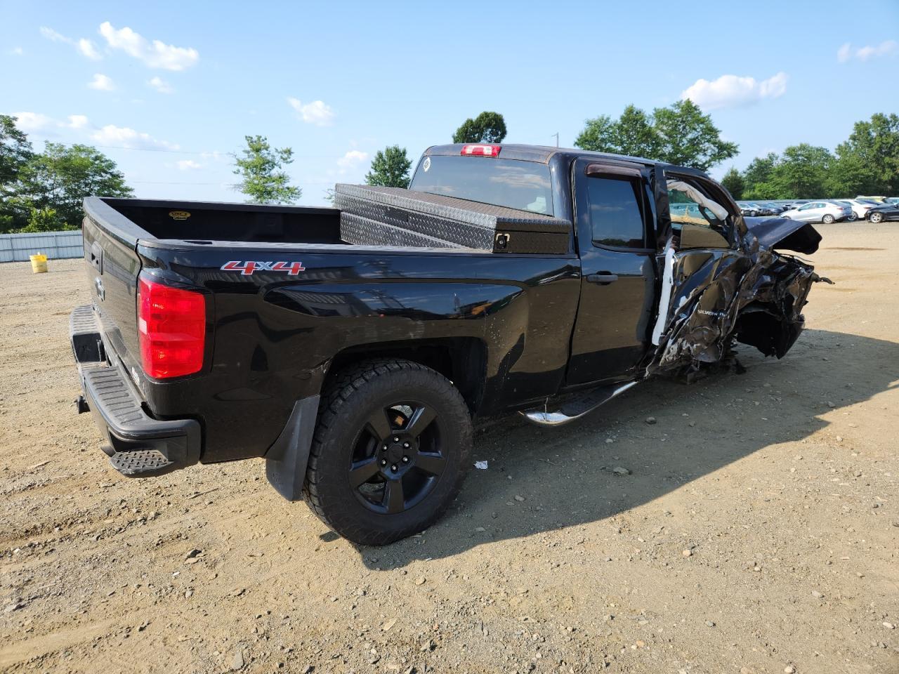 2017 CHEVROLET Silverado
