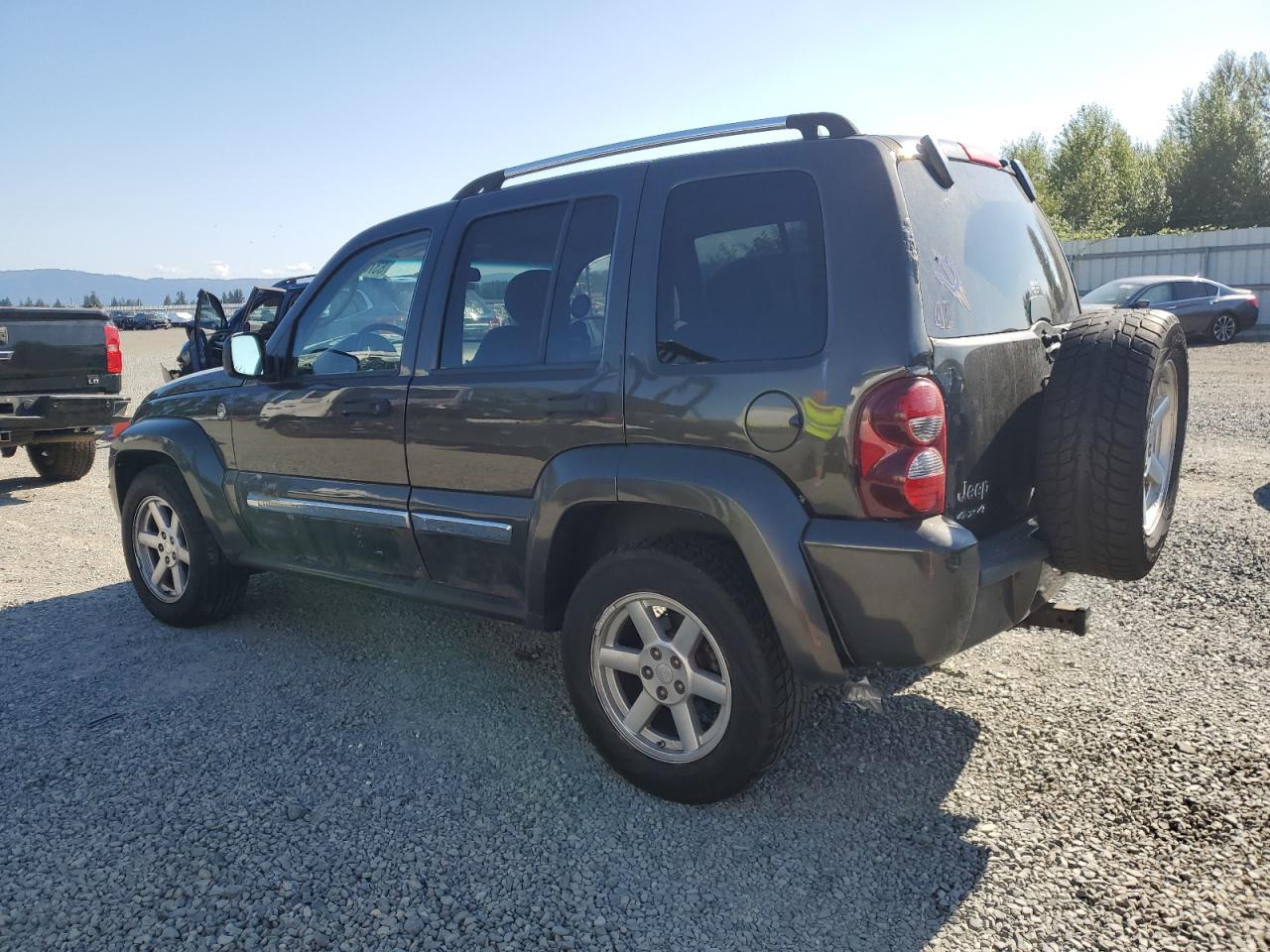 2005 JEEP Liberty
