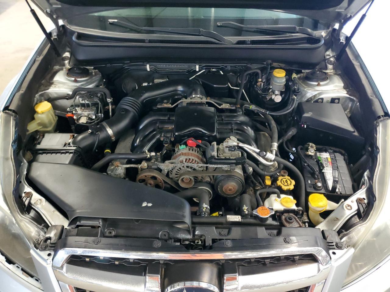 2013 SUBARU Legacy