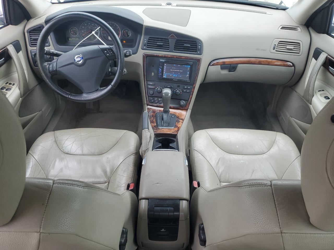 2005 VOLVO S60