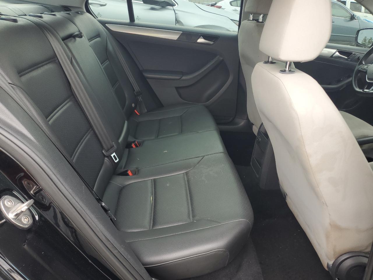 2018 VOLKSWAGEN JETTA