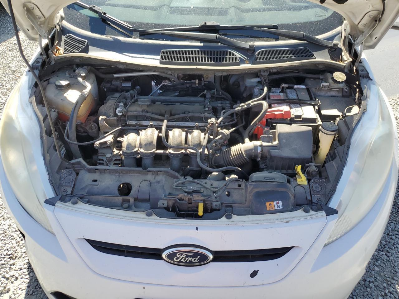 2013 FORD Fiesta