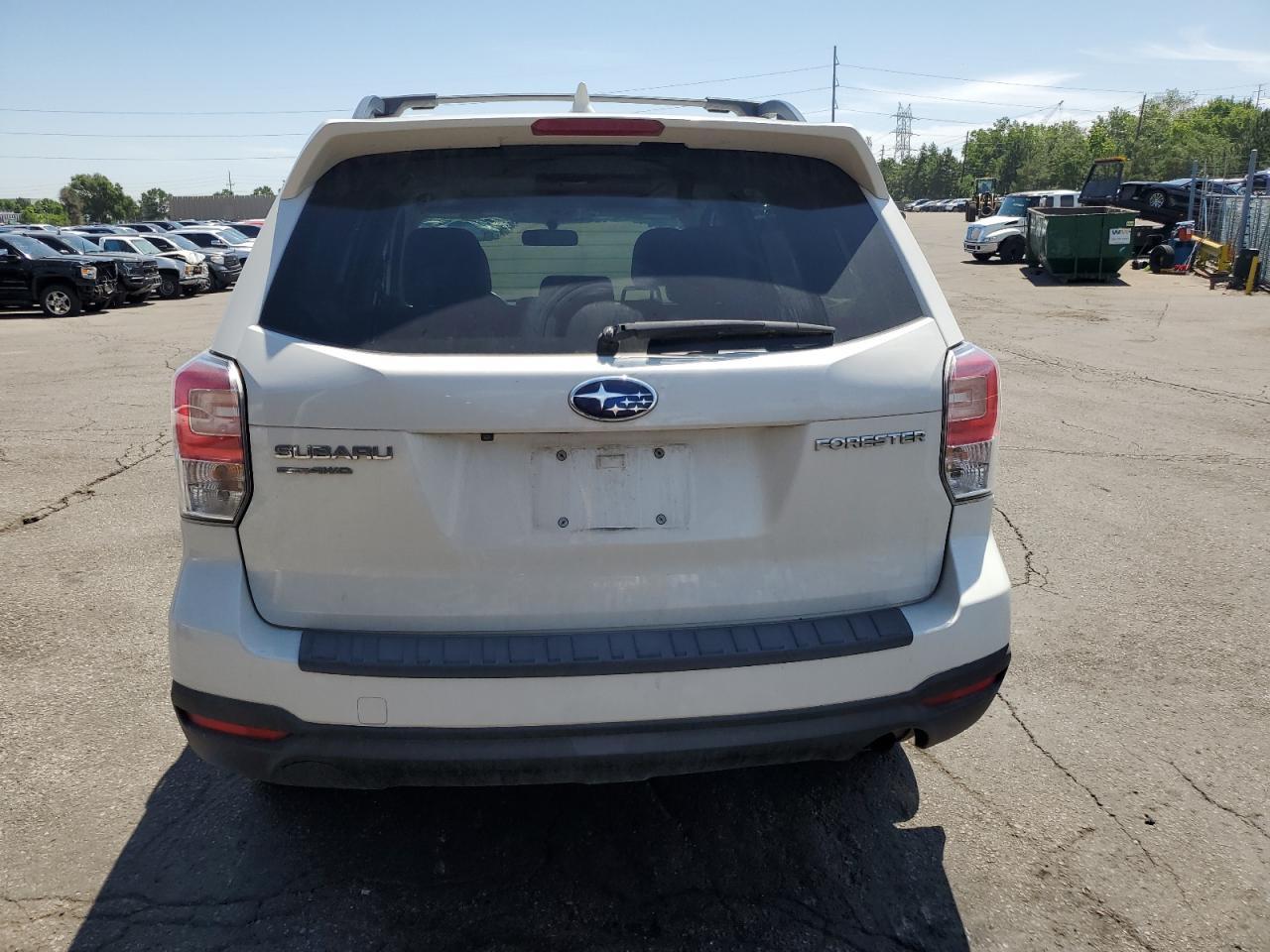 2017 SUBARU FORESTER