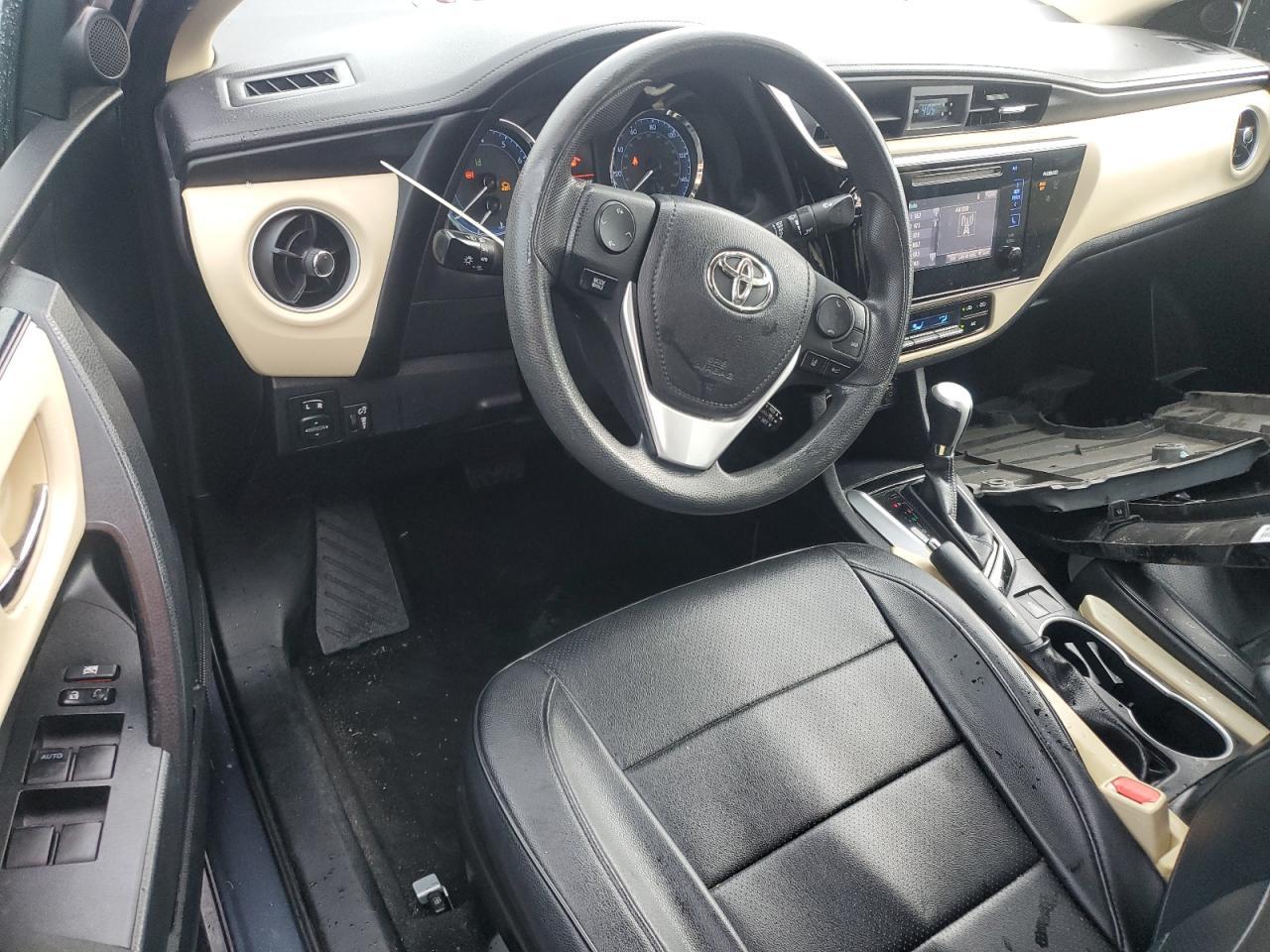 2017 TOYOTA COROLLA