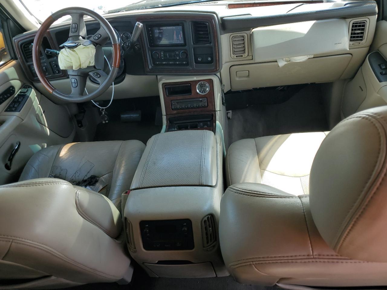 2005 CADILLAC ESCALADE