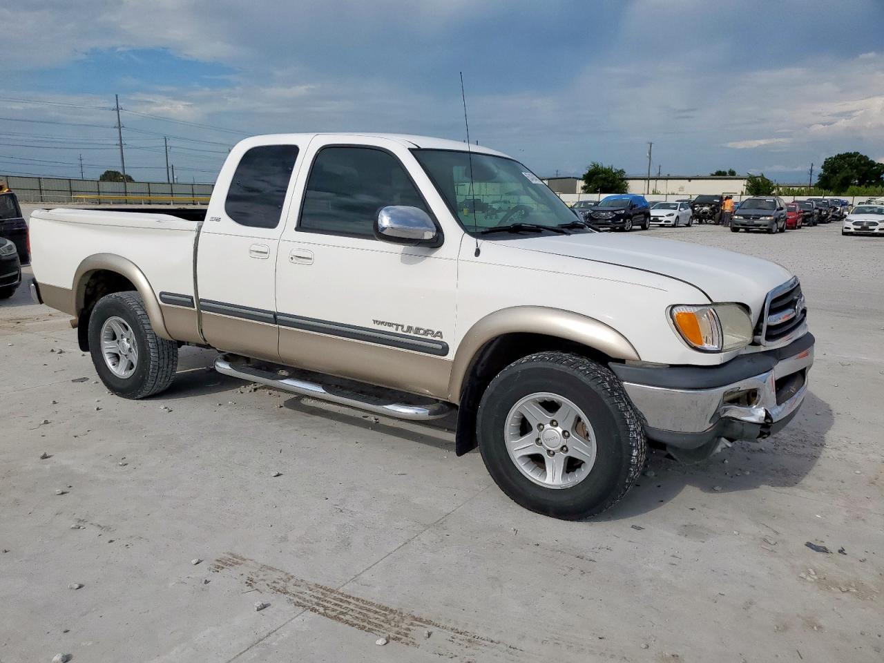 2000 TOYOTA TUNDRA
