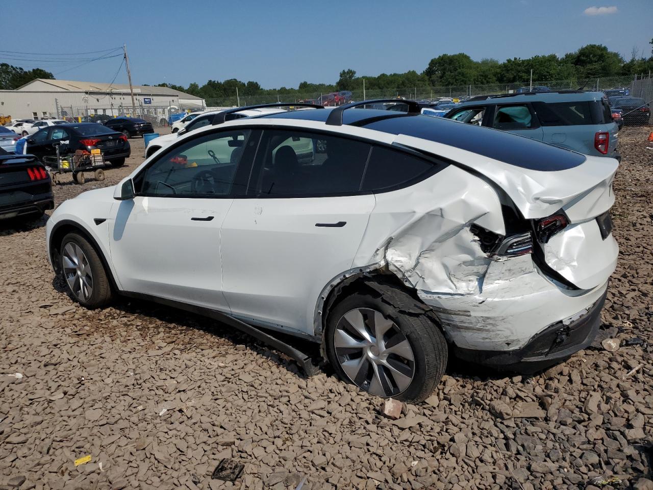 2023 TESLA MODEL Y