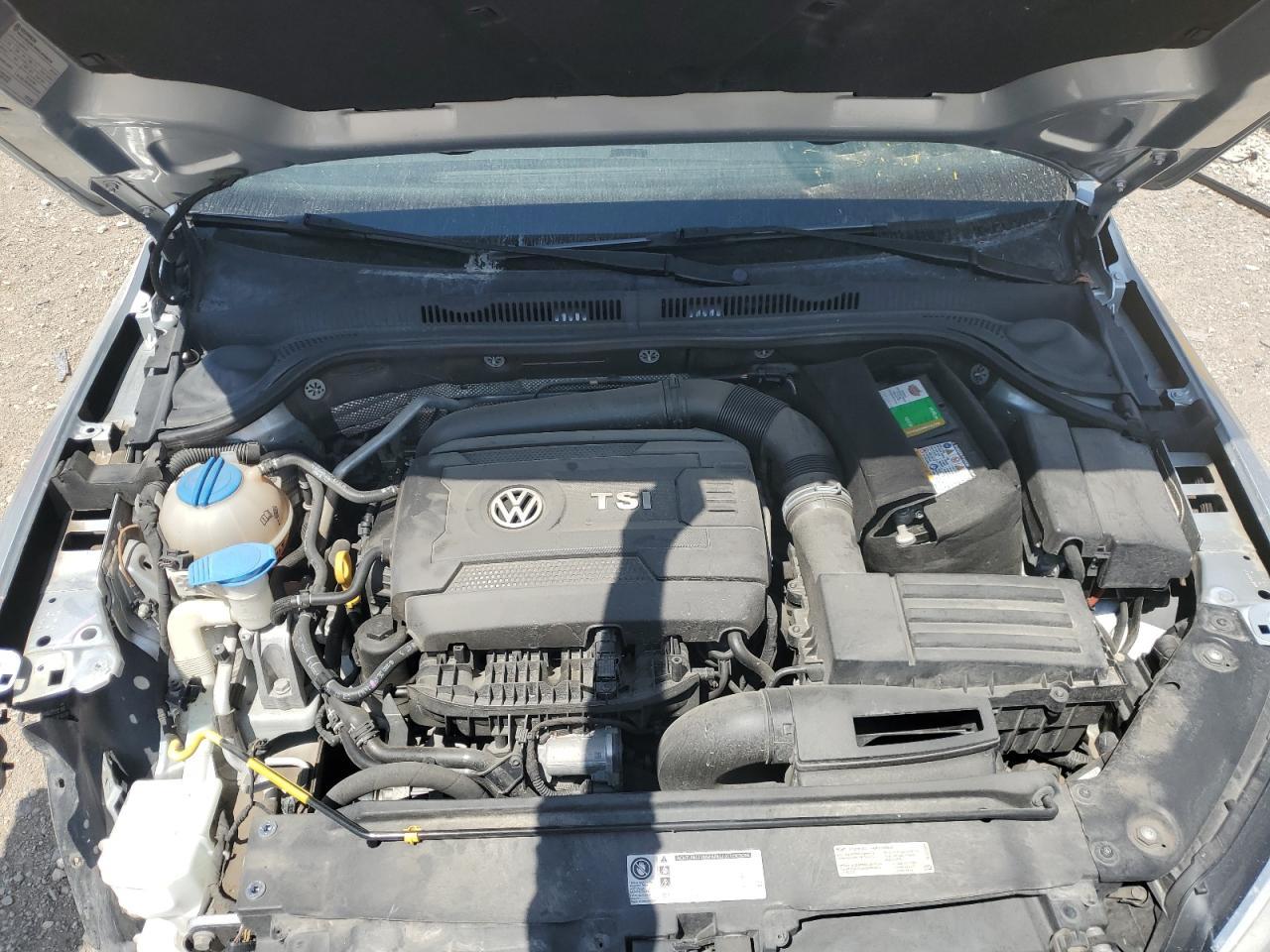 2015 VOLKSWAGEN JETTA