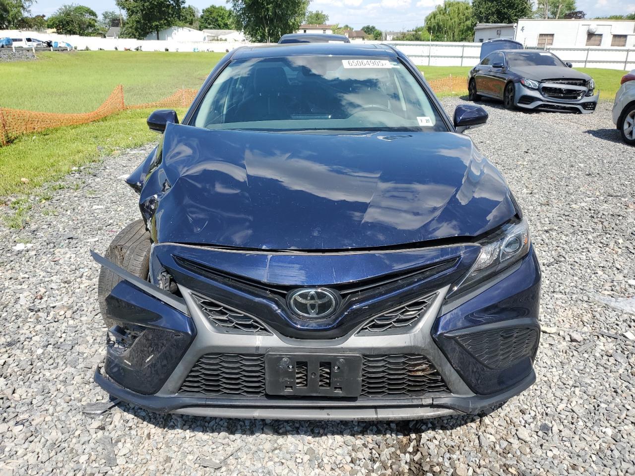 2022 TOYOTA CAMRY