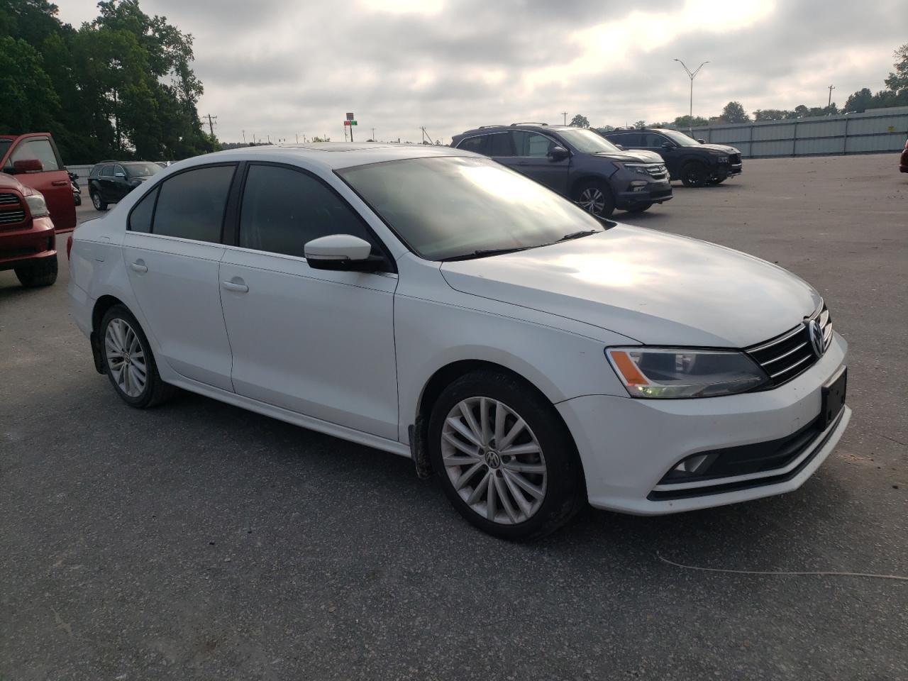 2015 VOLKSWAGEN JETTA