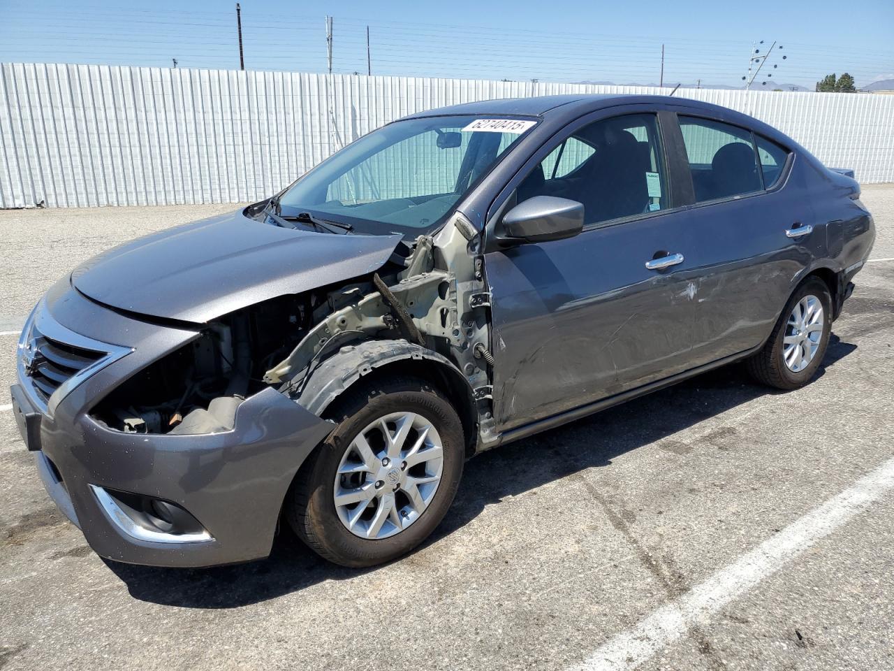 2016 NISSAN VERSA