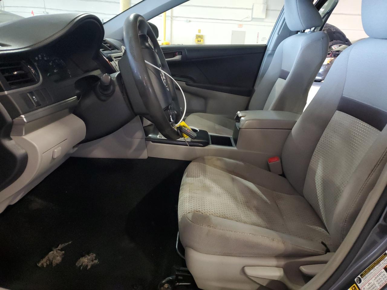 2014 TOYOTA CAMRY