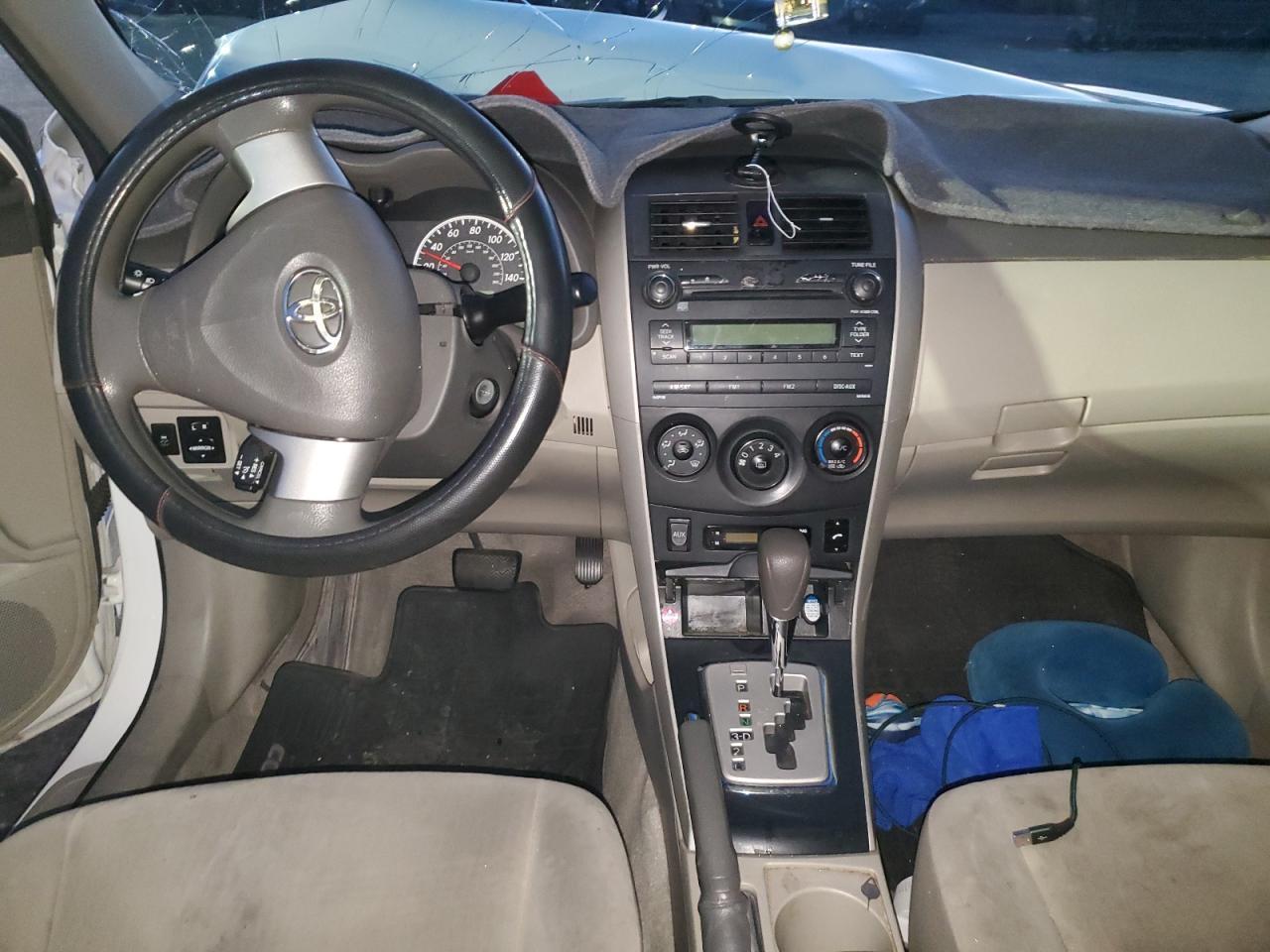 2010 TOYOTA COROLLA