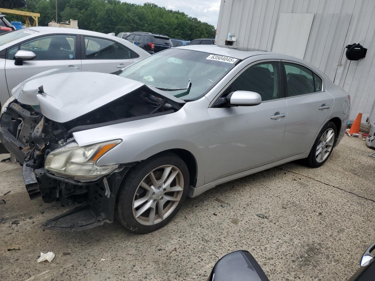 2011 NISSAN Maxima