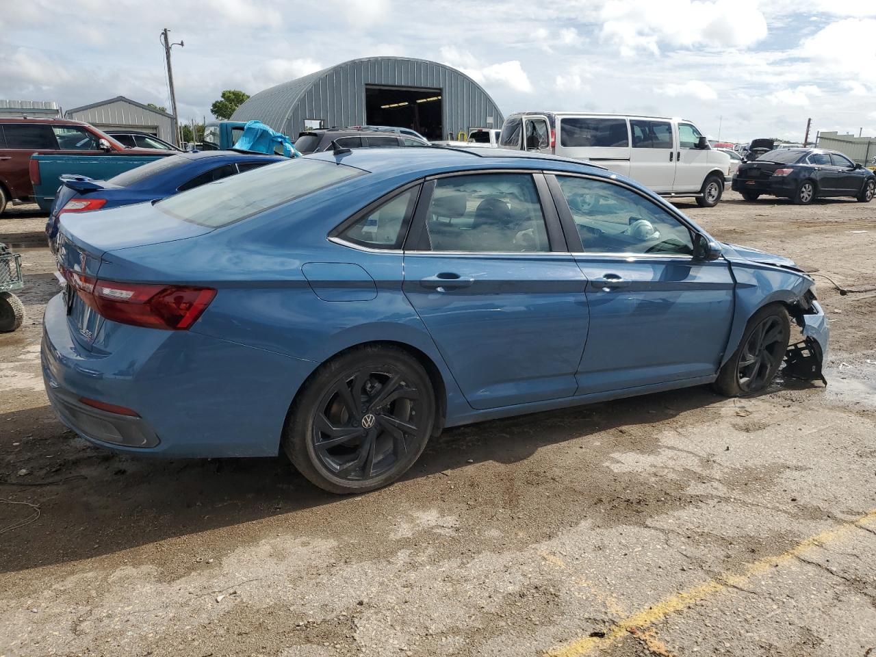 2025 VOLKSWAGEN JETTA