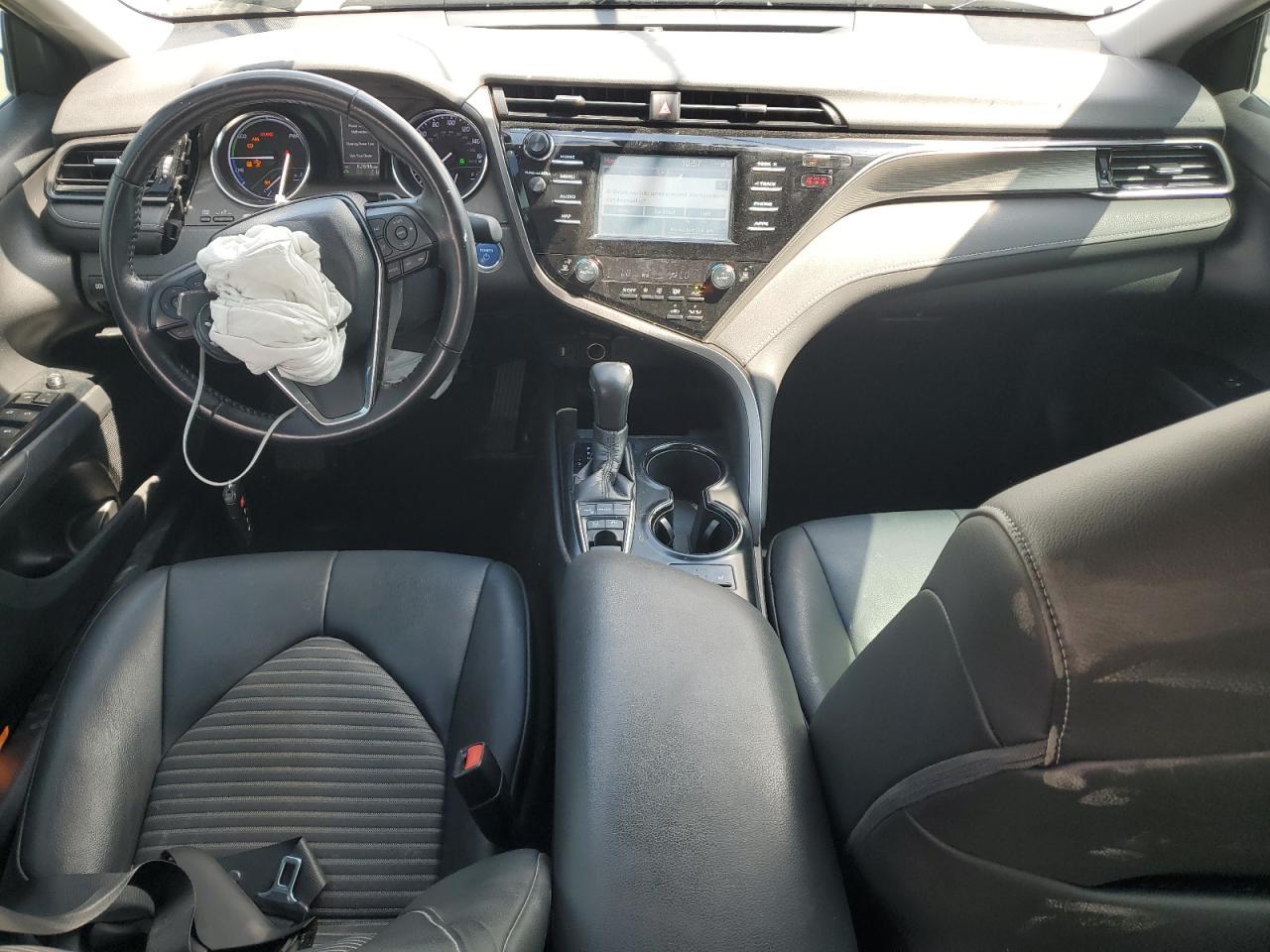 2019 TOYOTA CAMRY