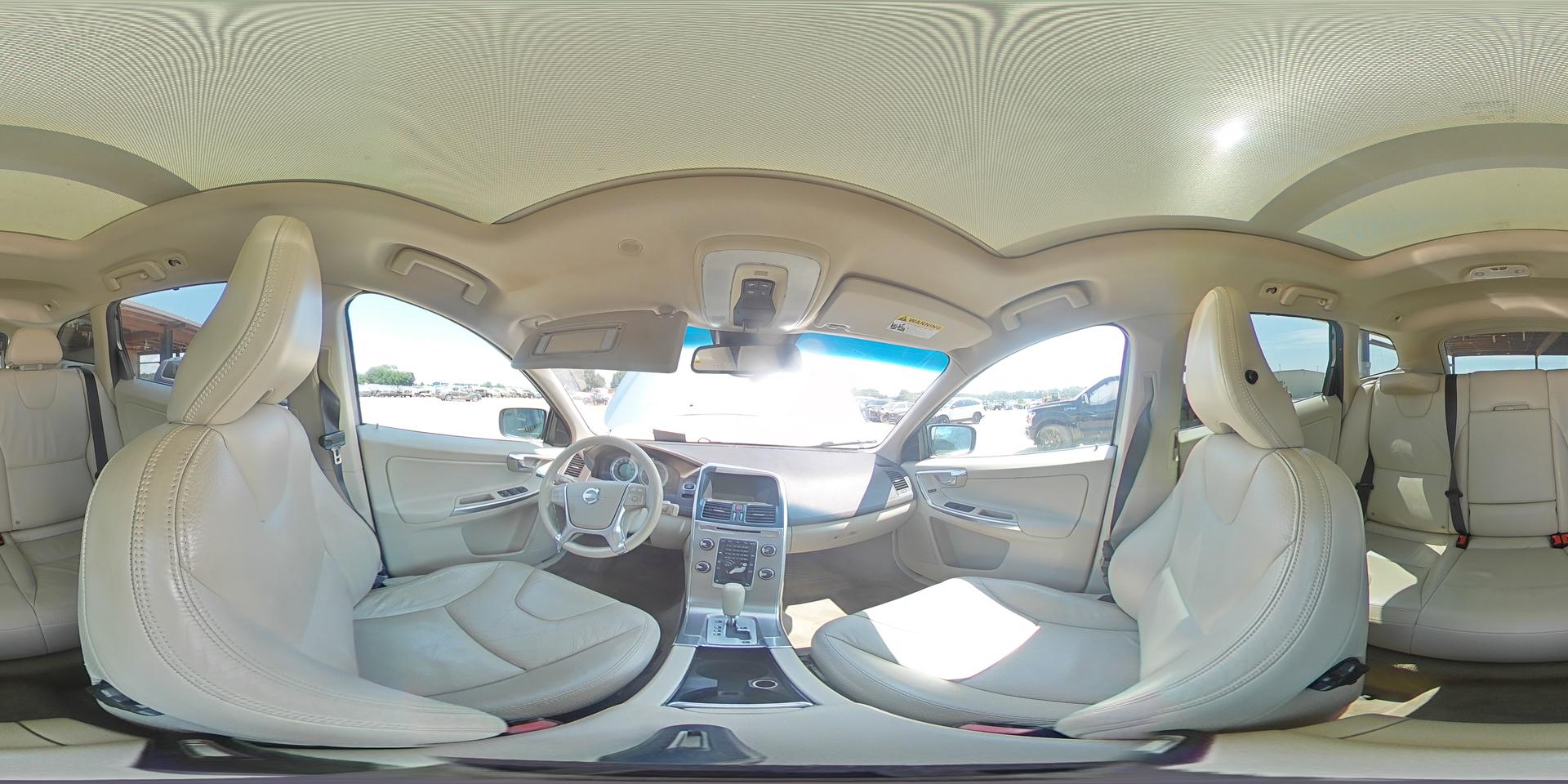 2012 VOLVO XC60