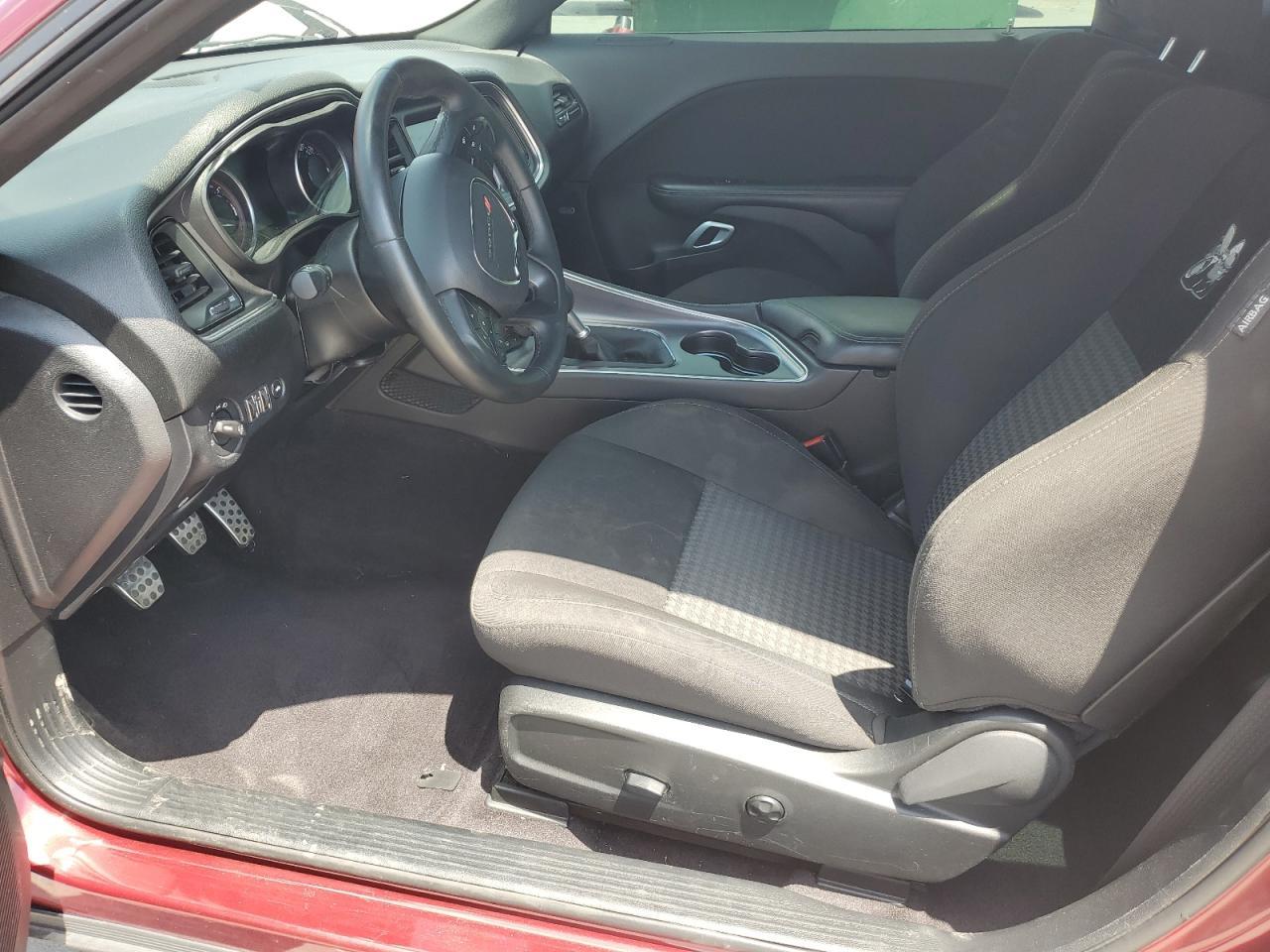 2017 DODGE Challenger