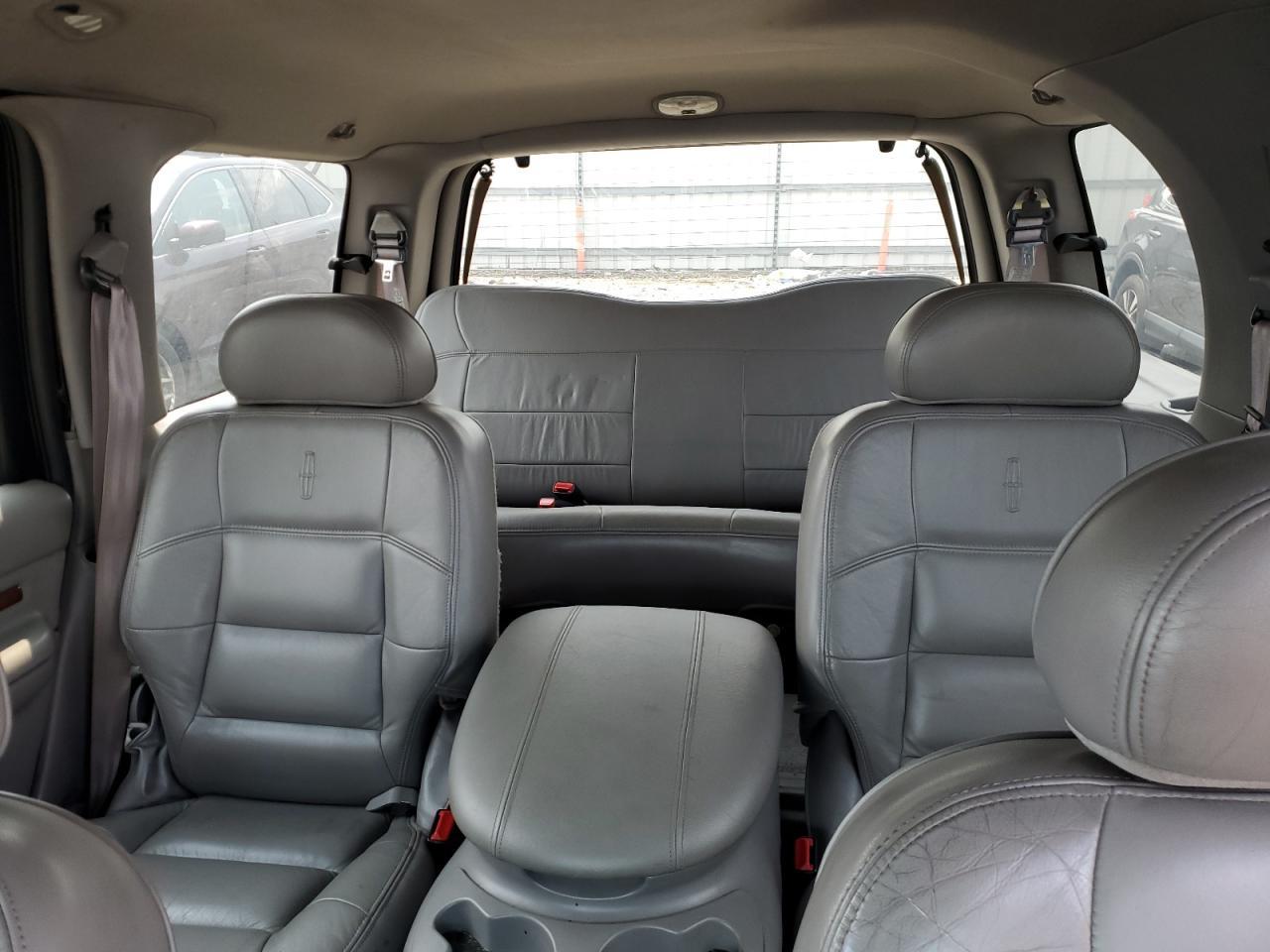 2001 LINCOLN Navigator