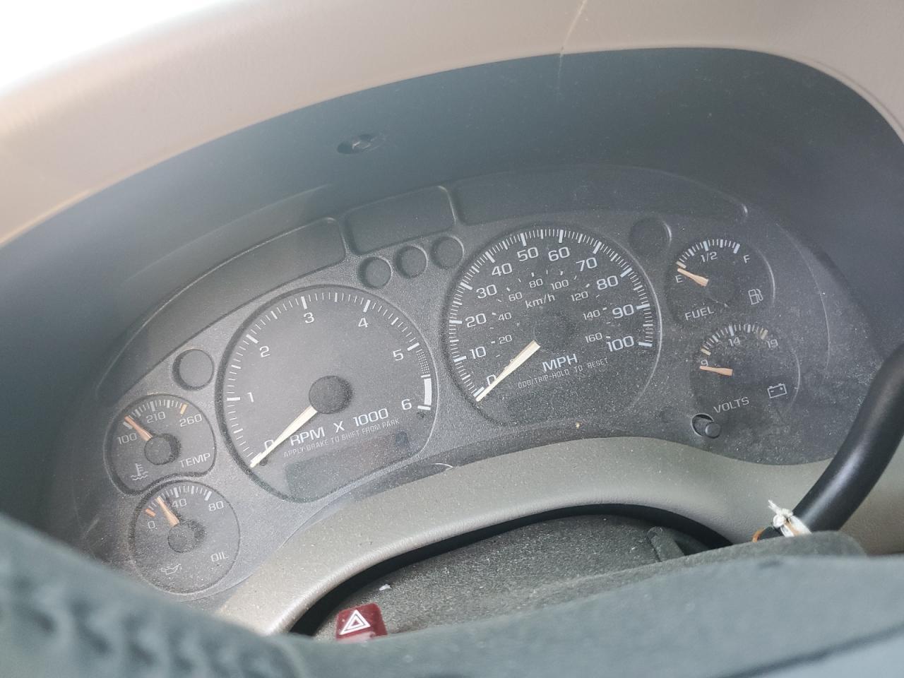 2002 CHEVROLET BLAZER