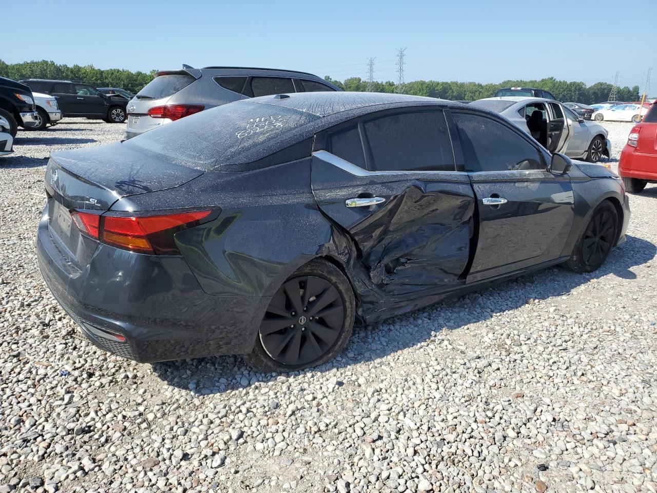 2019 NISSAN ALTIMA