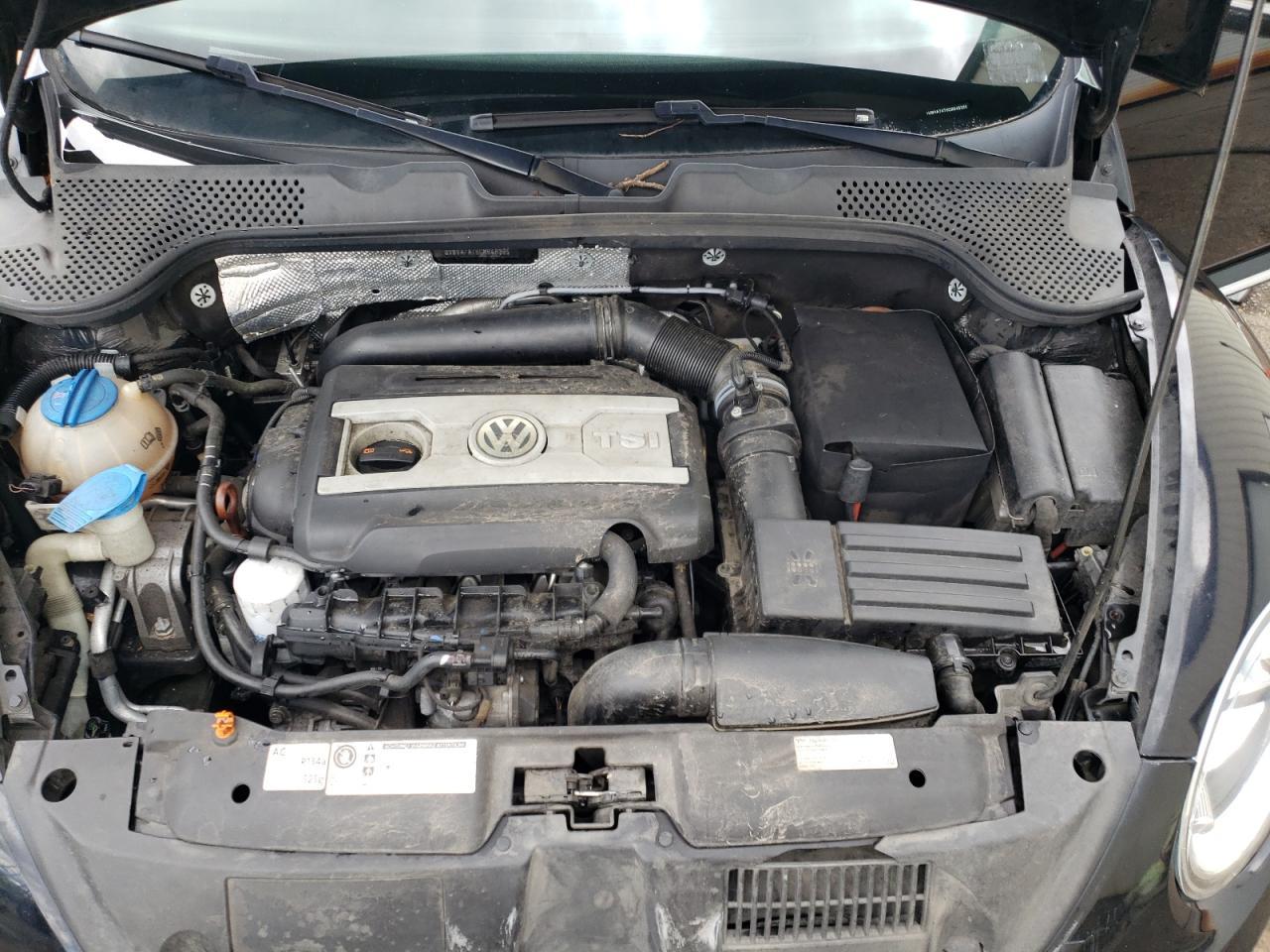 2012 VOLKSWAGEN Beetle