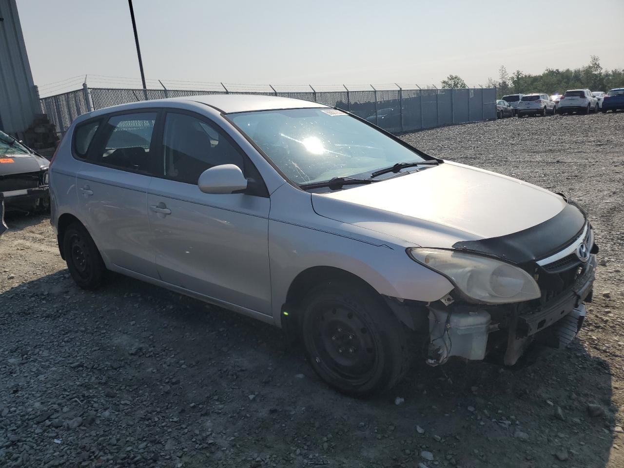 2011 HYUNDAI ELANTRA