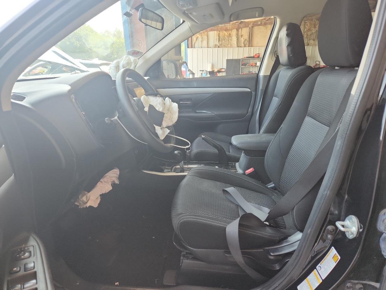 2018 MITSUBISHI outlander