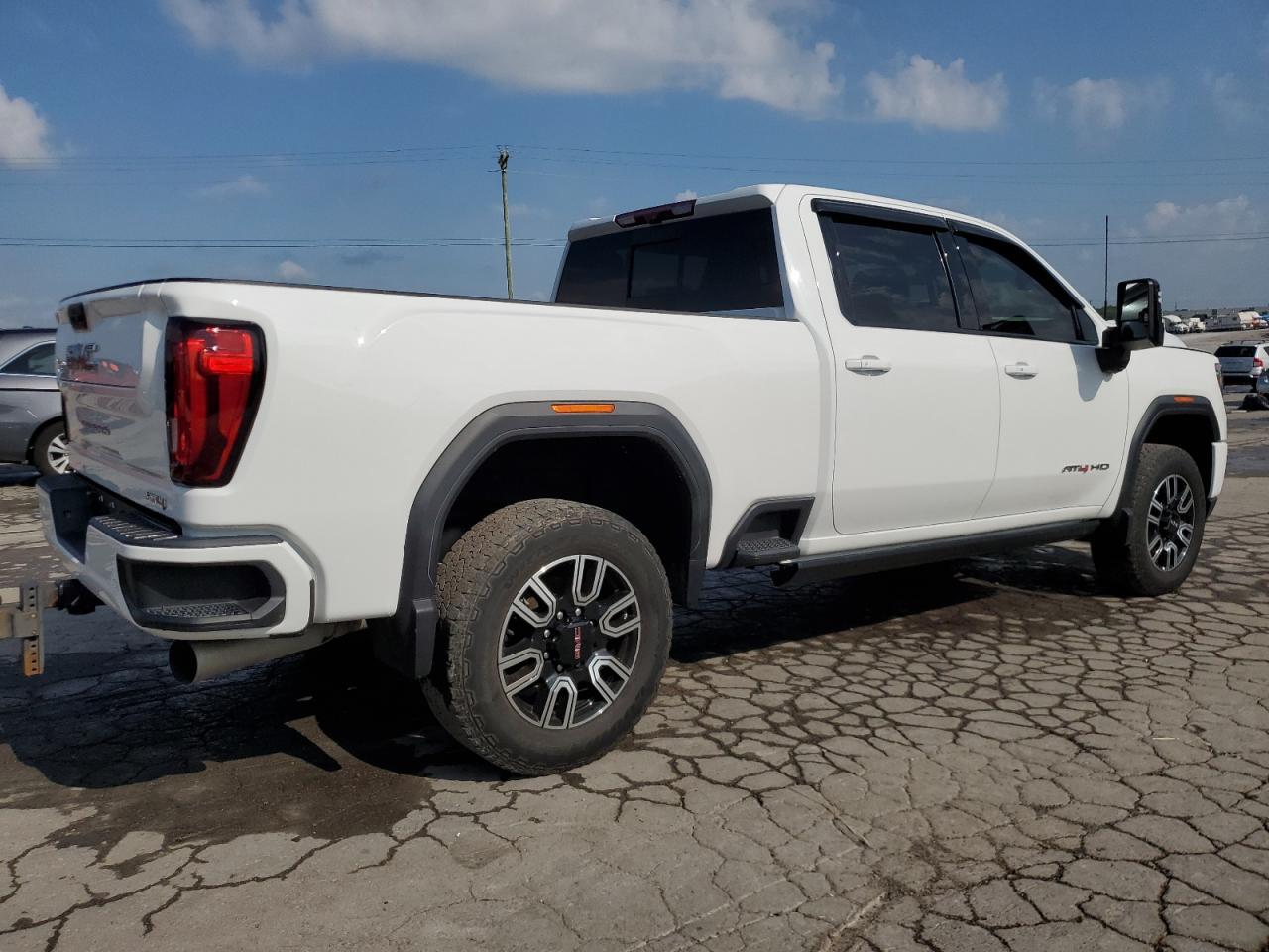 2022 GMC Sierra