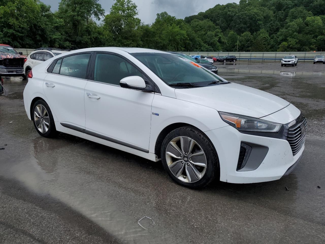2017 HYUNDAI Ioniq