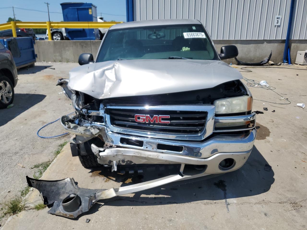 2005 GMC Sierra