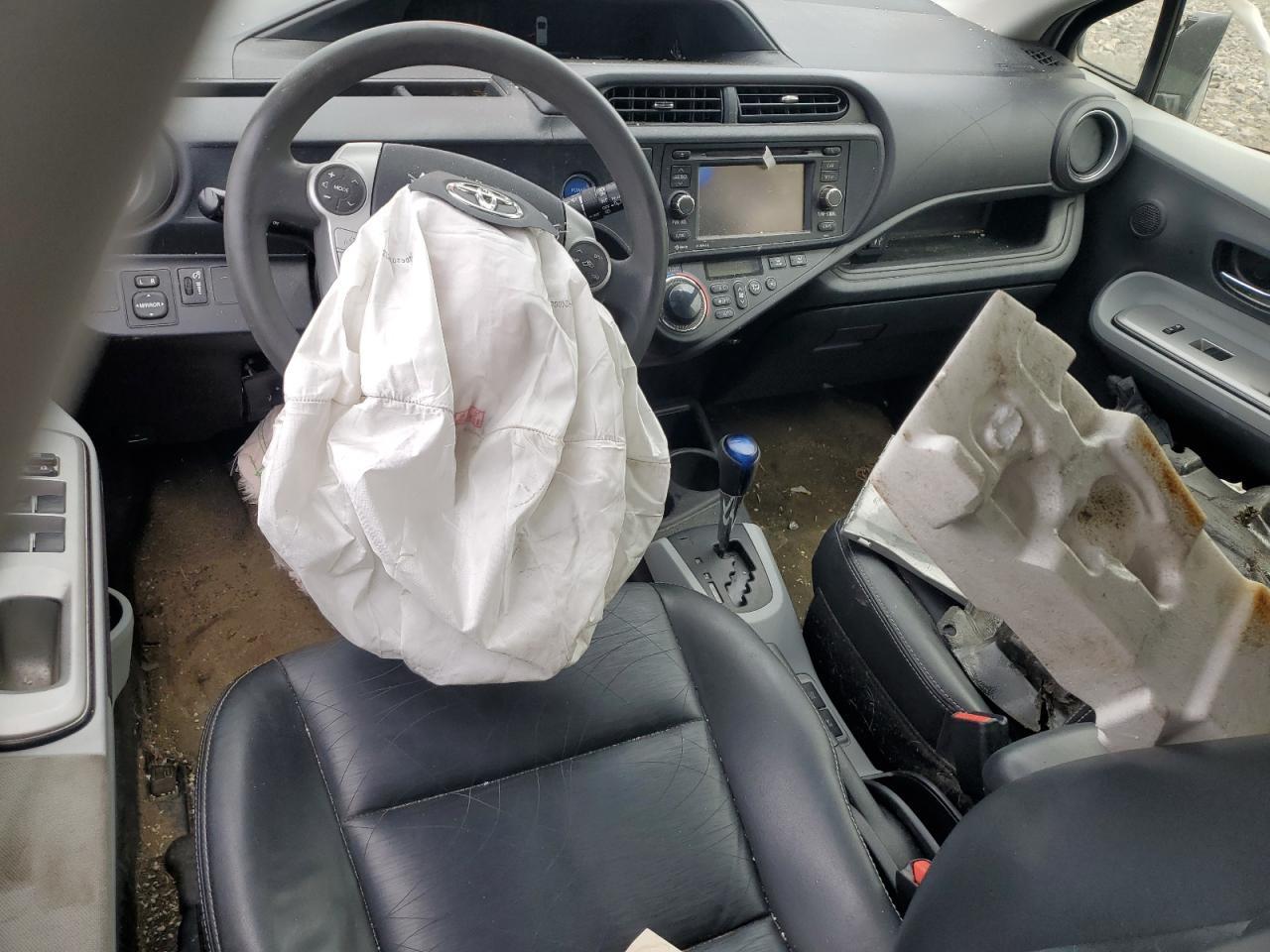 2012 TOYOTA Prius c