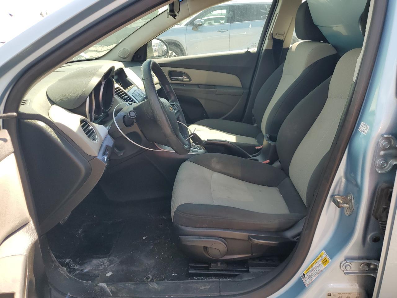 2011 CHEVROLET CRUZE