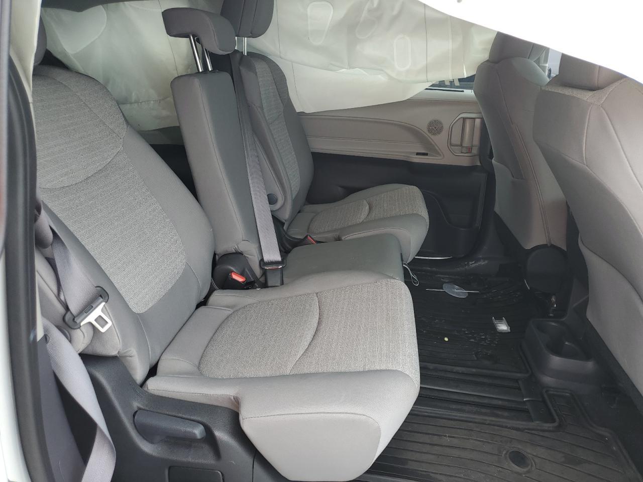 2024 TOYOTA SIENNA